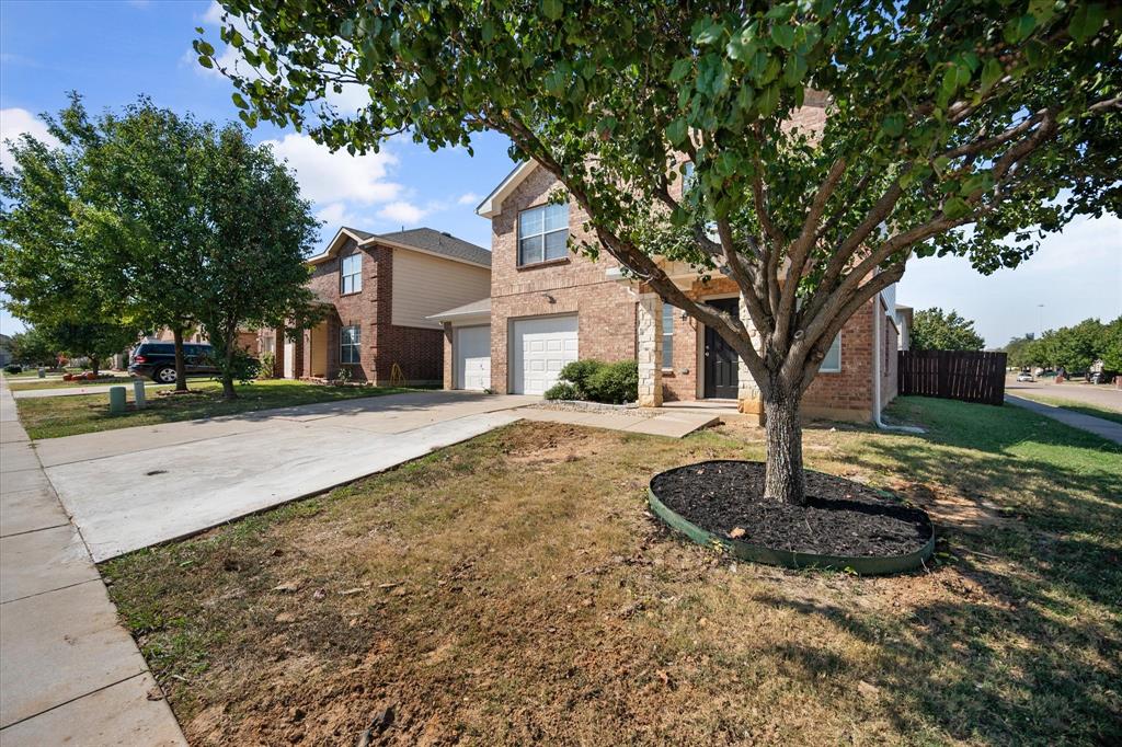 800 Green Heath Avenue