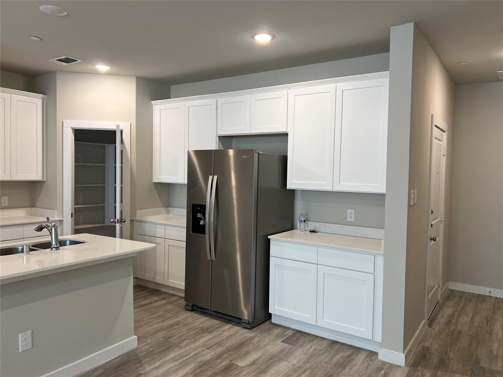 Residences At Jeans Creek, The - Residential Lease