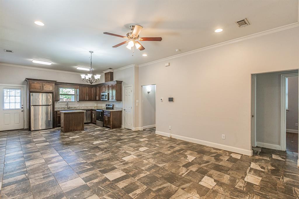 Colonual Weisenberger 03 - Residential