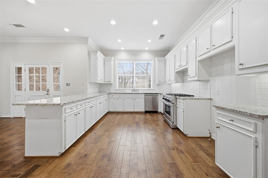 Highland Oaks - Residential