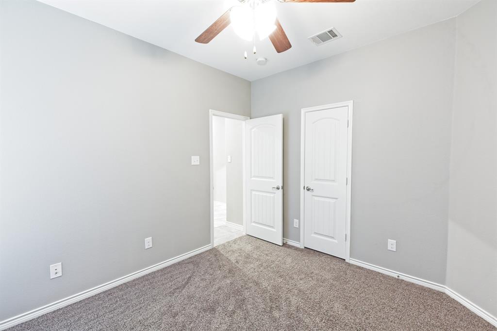 Van Alstyne, Texas 75495, United States, 3 Bedrooms Bedrooms, ,2 BathroomsBathrooms,Residential,Pending,182279