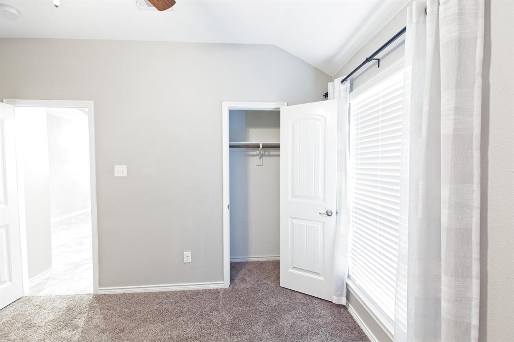 Van Alstyne, Texas 75495, United States, 3 Bedrooms Bedrooms, ,2 BathroomsBathrooms,Residential,Pending,182279