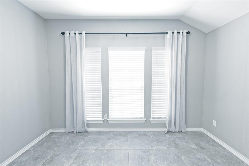 Van Alstyne, Texas 75495, United States, 3 Bedrooms Bedrooms, ,2 BathroomsBathrooms,Residential,Pending,182279