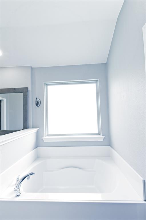 Van Alstyne, Texas 75495, United States, 3 Bedrooms Bedrooms, ,2 BathroomsBathrooms,Residential,Pending,182279