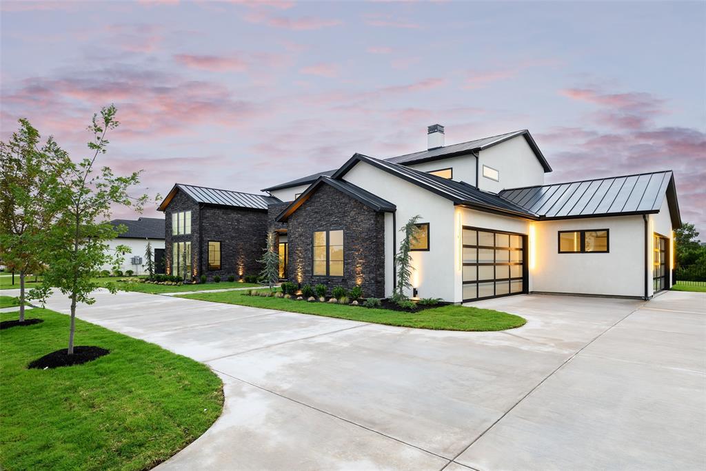 327 Longview Place