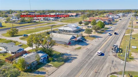 401 E Broad Street Forney TX 75126