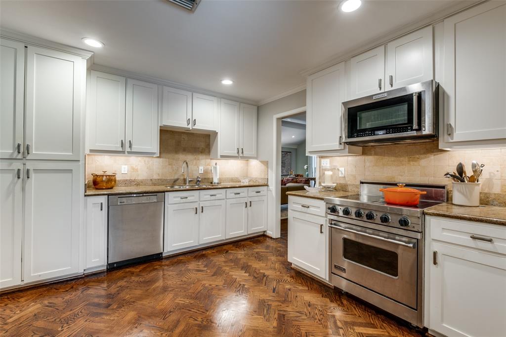 Villa Serena - Residential