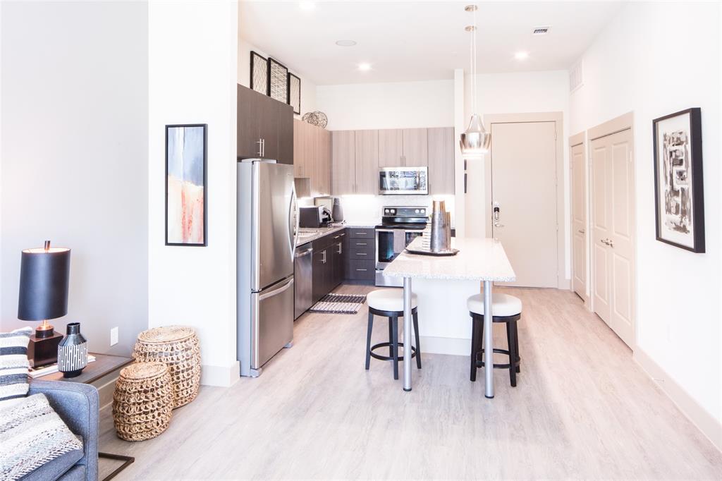 Trinity Presbyterian Ch Site - Residential Lease