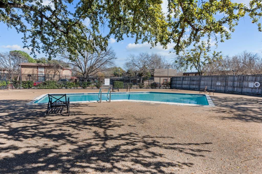 Coventry Village Condo - Residential