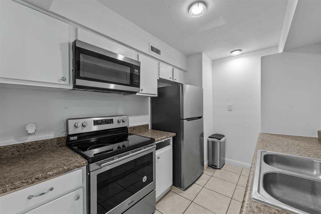 Coventry Village Condo - Residential