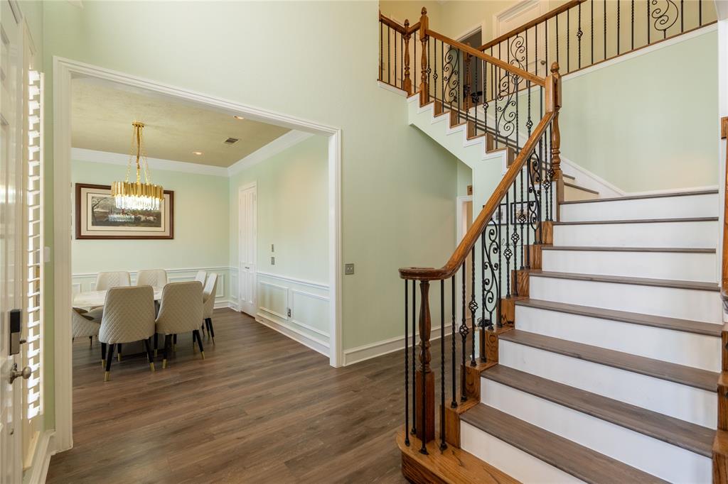 5729 Ridgehaven Drive