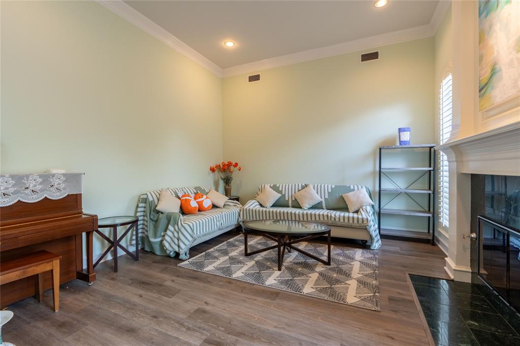 5729 Ridgehaven Drive
