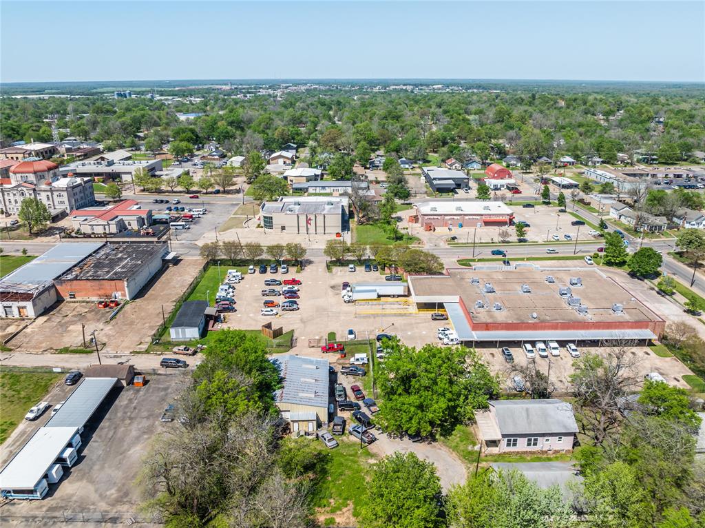 Finn Place - Commercial Sale