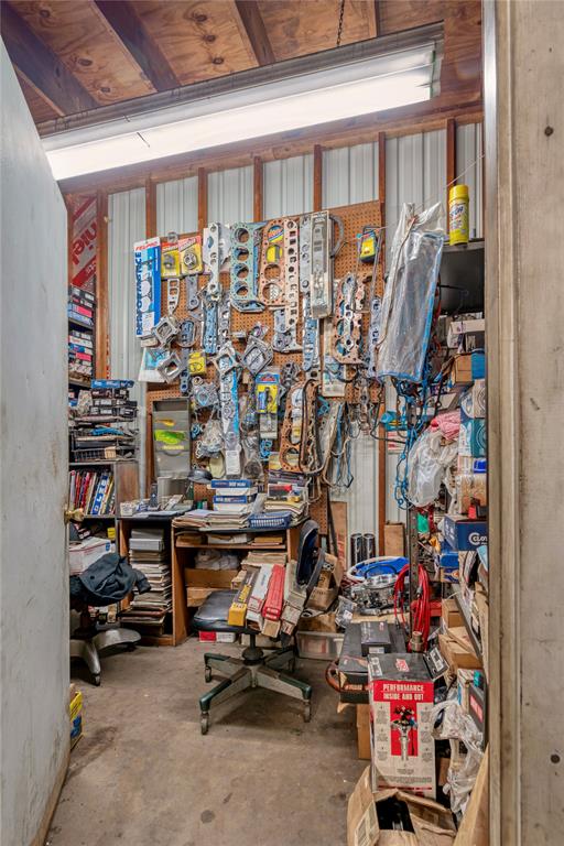 Finn Place - Commercial Sale