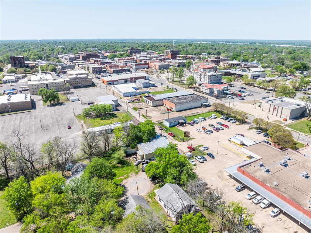 Finn Place - Commercial Sale