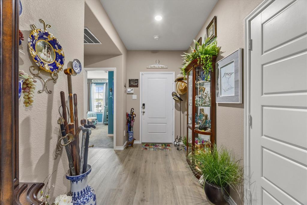 200 Calico Lane