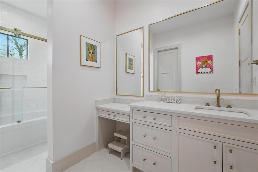 Hat Creek Estates - Residential