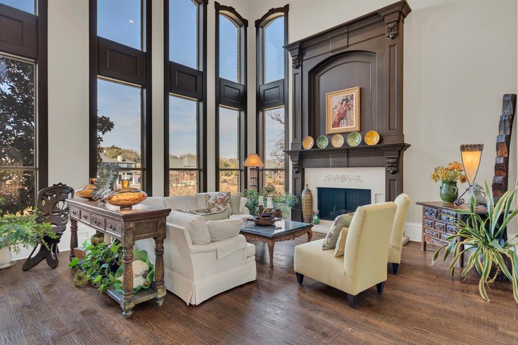 715 Winding Bend Circle