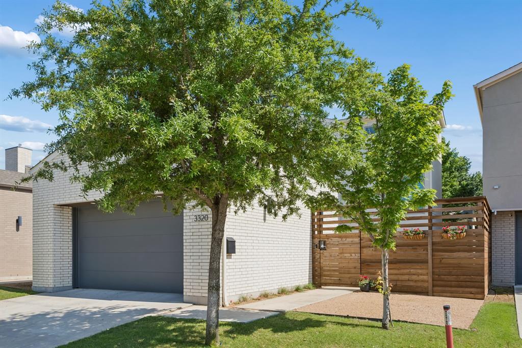 3320 Walchard Court