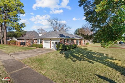 A home in Bossier City