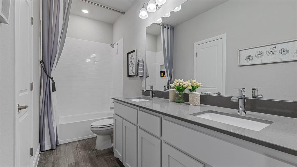 Lakeview Pointe - Residential