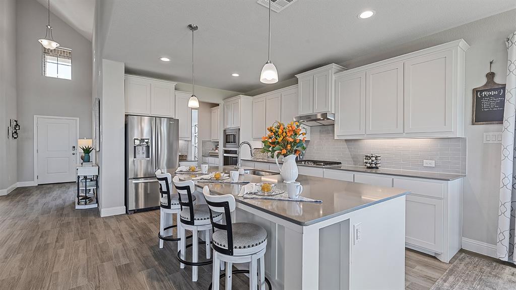 10381 SUNSET SHORE Drive