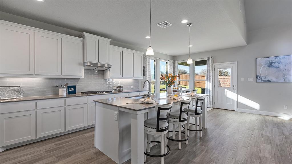 10381 SUNSET SHORE Drive