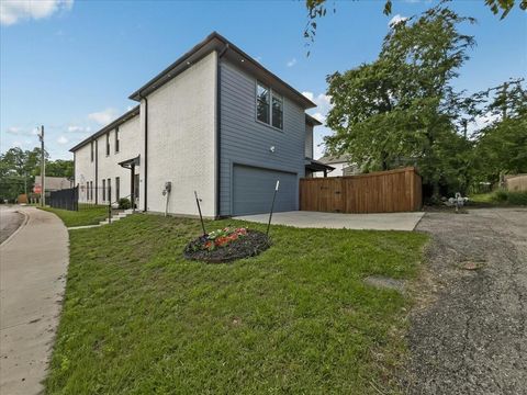 5635 Philip Avenue Dallas TX 75223