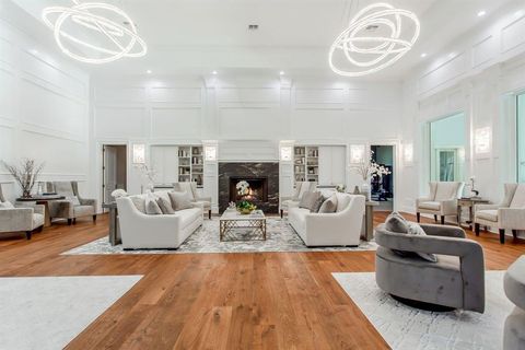 Tiny photo for 400 Victorian Drive, Waxahachie, TX 75165 (MLS # 20888122)