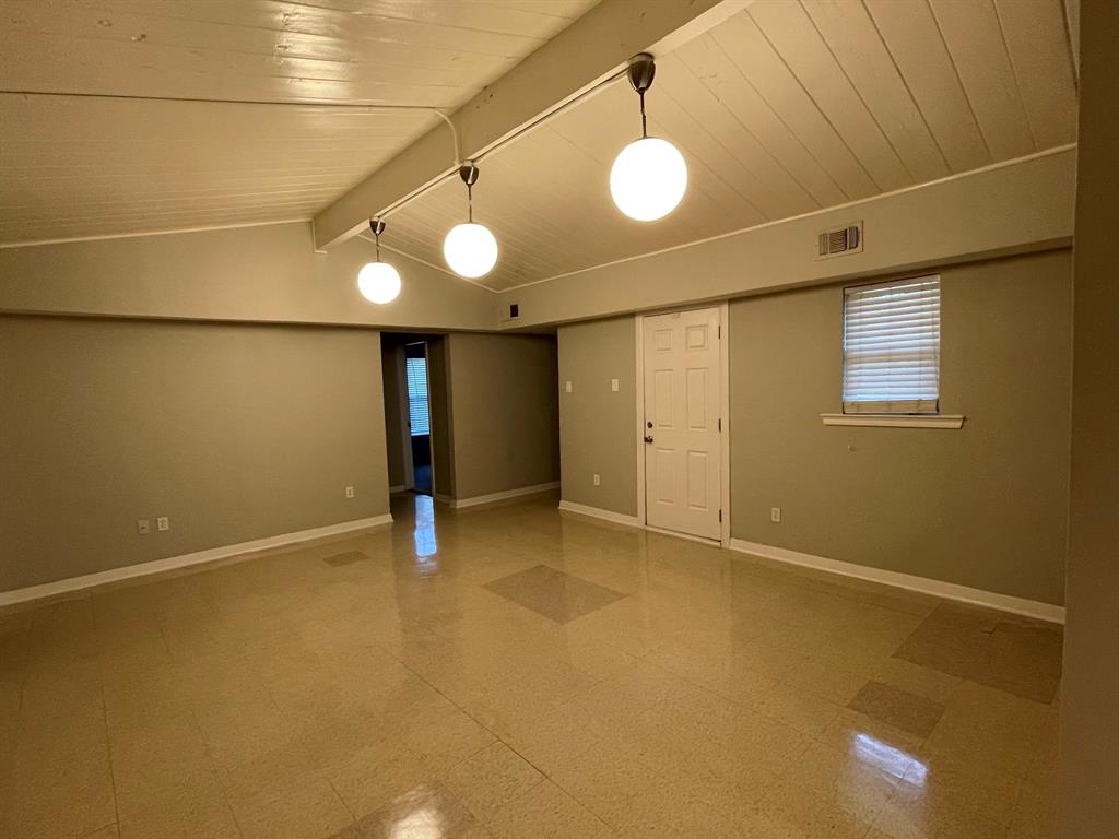 Skillman Forest 02 - Residential Lease