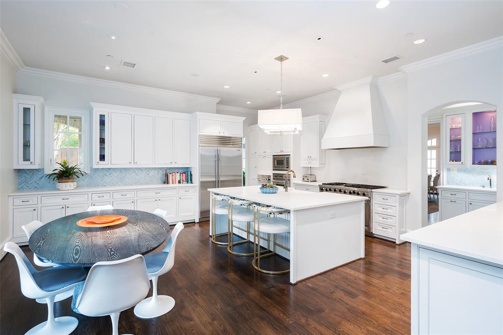 Uri Jones Sub City Bl 5469 - Residential