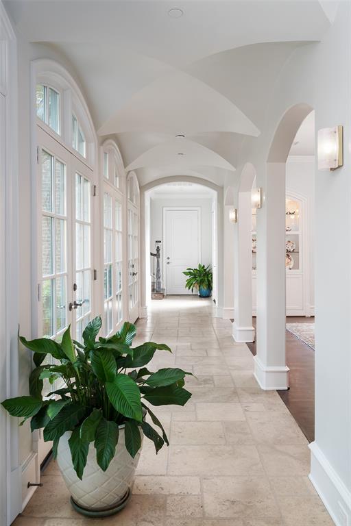 Uri Jones Sub City Bl 5469 - Residential