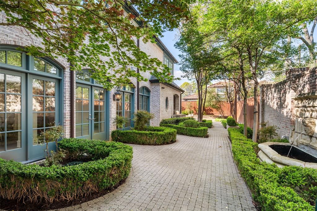 Uri Jones Sub City Bl 5469 - Residential