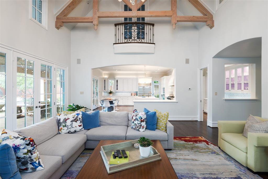 Uri Jones Sub City Bl 5469 - Residential