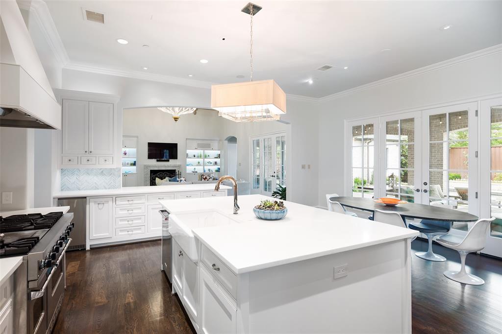 Uri Jones Sub City Bl 5469 - Residential