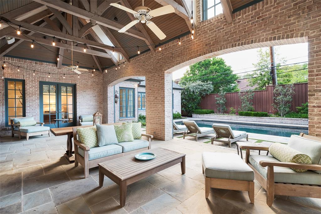 Uri Jones Sub City Bl 5469 - Residential