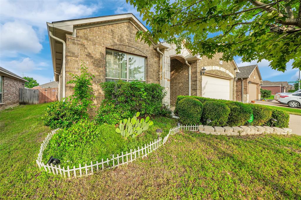 5813 Paluxy Sands Trail