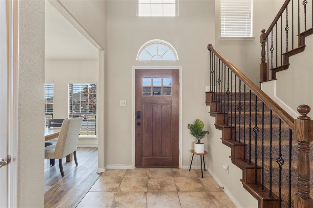 1320 White Water Lane