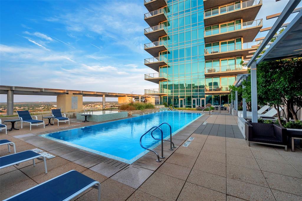 1301 Throckmorton Residences - Residential