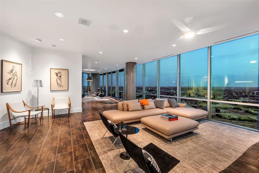 1301 Throckmorton Residences - Residential