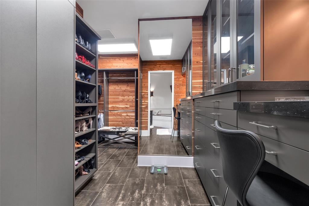 1301 Throckmorton Residences - Residential