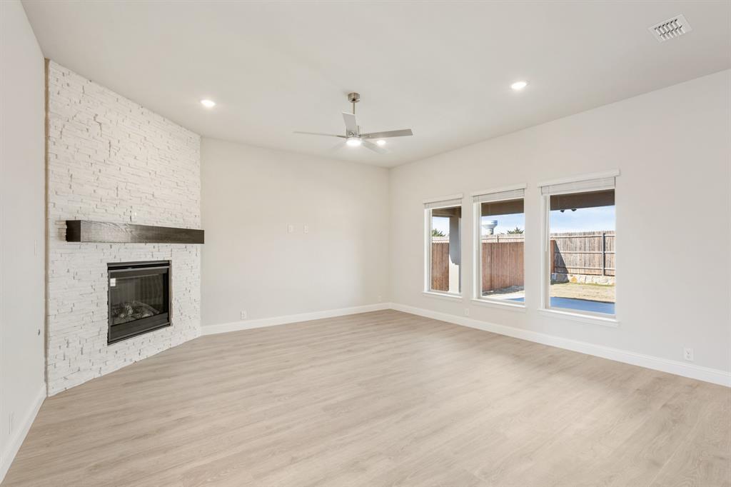 Mockingbird Heights Classic 60 - Residential