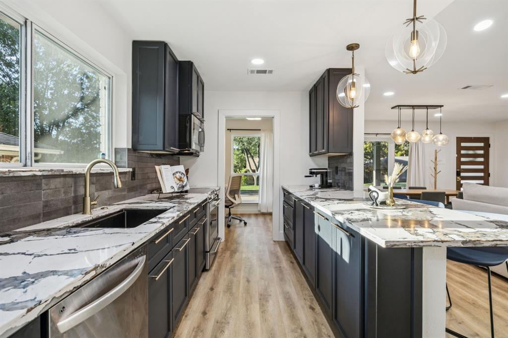 Hillcrest Homes 02 - Residential