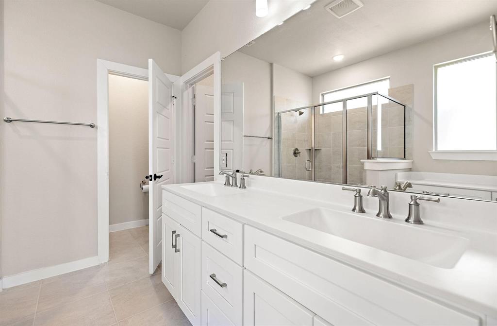 Justin Crossing Add - Residential