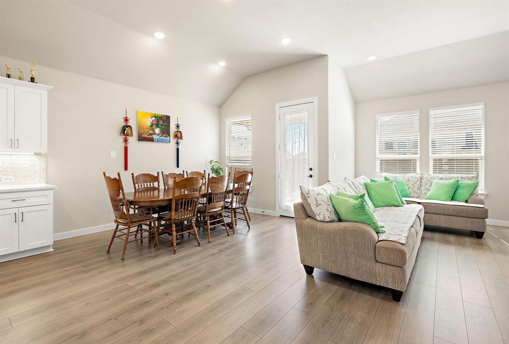 Justin Crossing Add - Residential