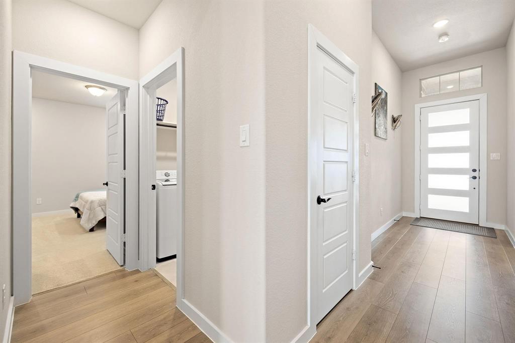 Justin Crossing Add - Residential