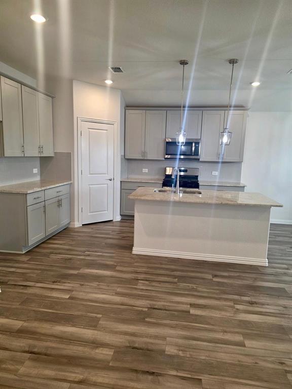 Western Rdg - Residential