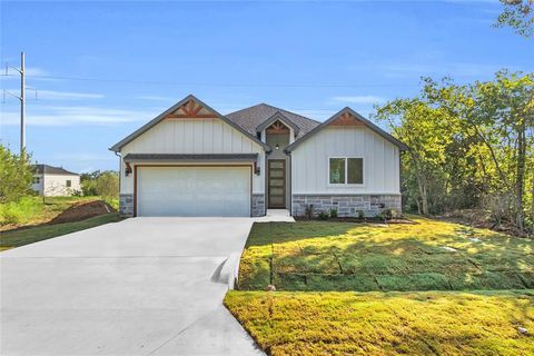 A home in Granbury