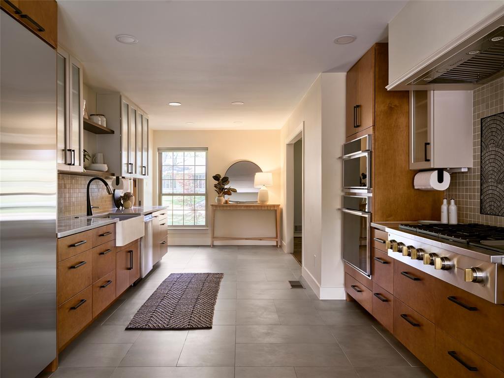 7116 Aberdeen Avenue