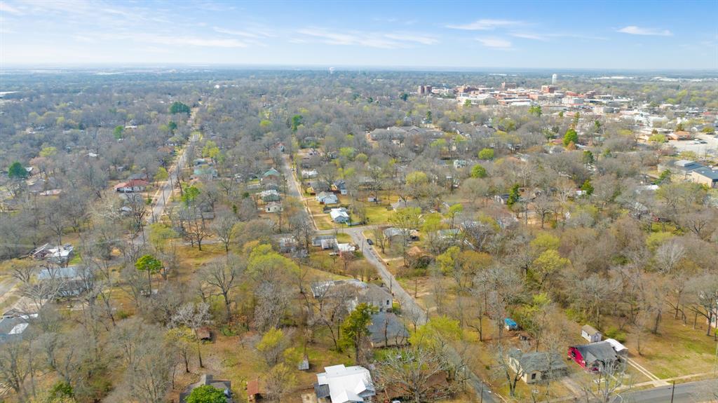 1080 Hearon Street E